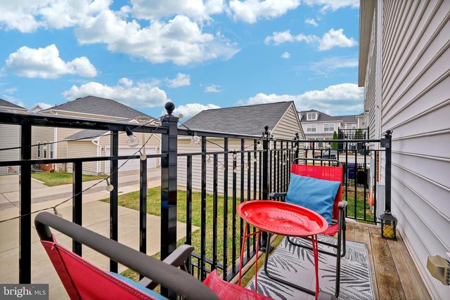 4515 MAPLE WOOD DR, Baltimore, MD 21229