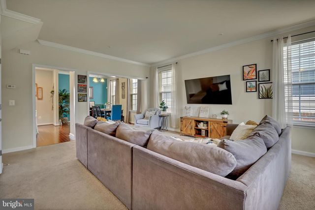 4515 MAPLE WOOD DR, Baltimore, MD 21229