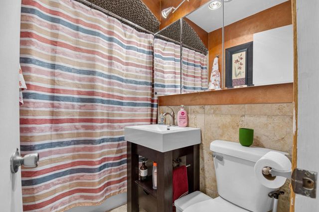 6225 32nd AVENUE, Kenosha, WI 53142