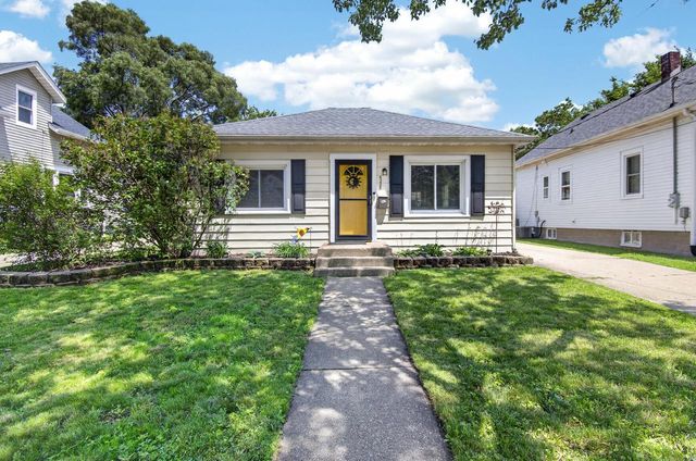6225 32nd AVENUE, Kenosha, WI 53142