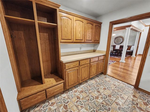 607 Sterling Hills Drive, Fort Gibson, OK 74434