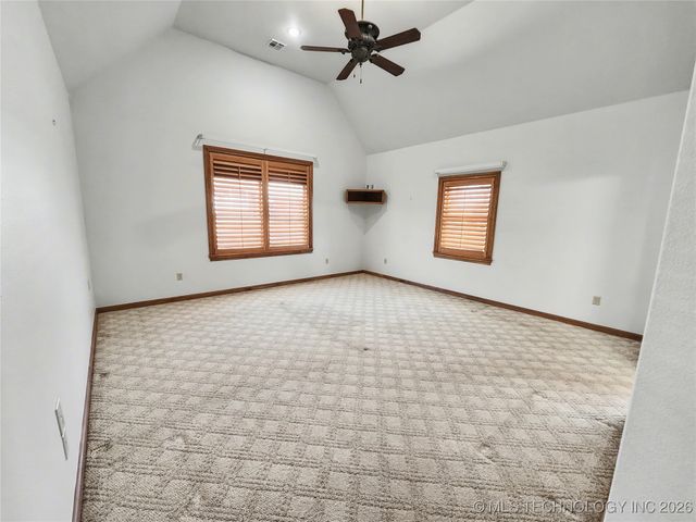 607 Sterling Hills Drive, Fort Gibson, OK 74434