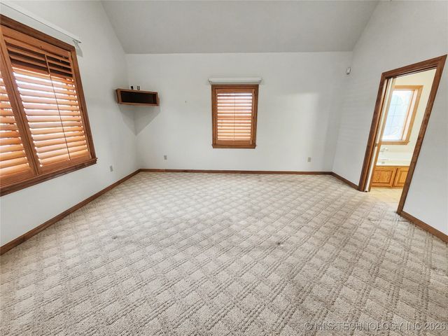 607 Sterling Hills Drive, Fort Gibson, OK 74434