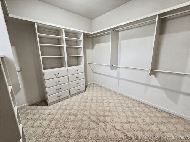 607 Sterling Hills Drive, Fort Gibson, OK 74434