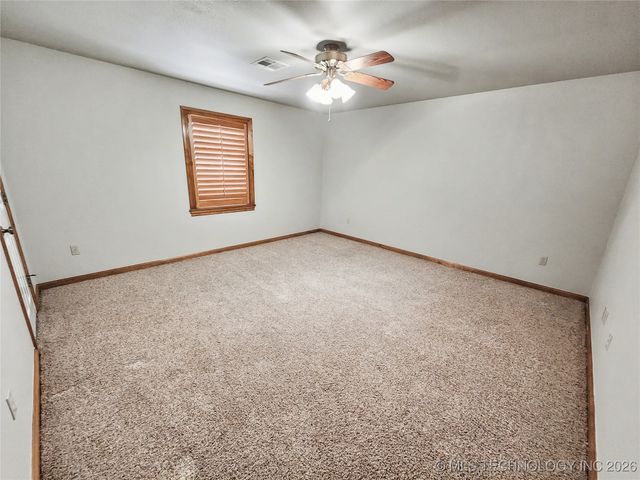 607 Sterling Hills Drive, Fort Gibson, OK 74434