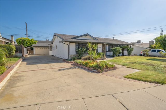 1032 E Buckboard, Glendora, CA 91741