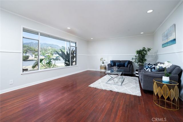 1032 E Buckboard, Glendora, CA 91741