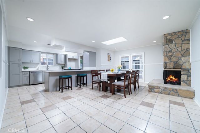 1032 E Buckboard, Glendora, CA 91741