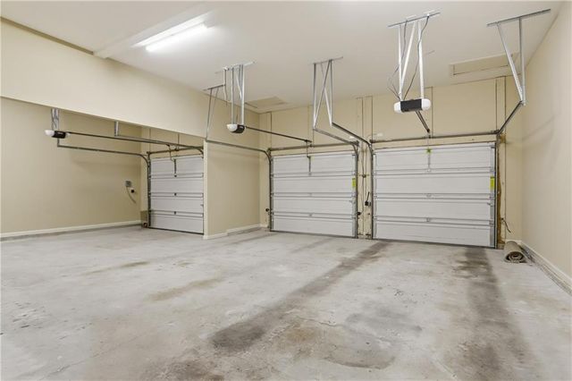 115 Cochran Farms Drive, Roswell, GA 30075