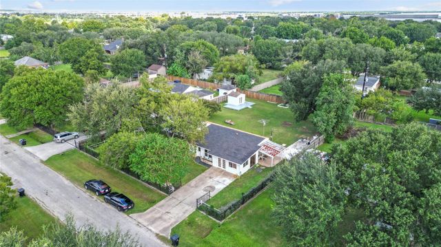 22202 Maplewood Drive, Katy, TX 77449