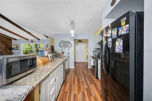 16422 NE 10TH STREET, Gainesville, FL 32609