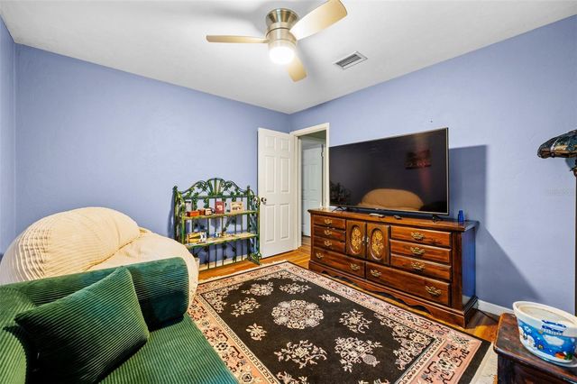 16422 NE 10TH STREET, Gainesville, FL 32609