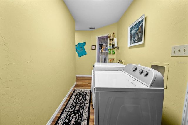 16422 NE 10TH STREET, Gainesville, FL 32609