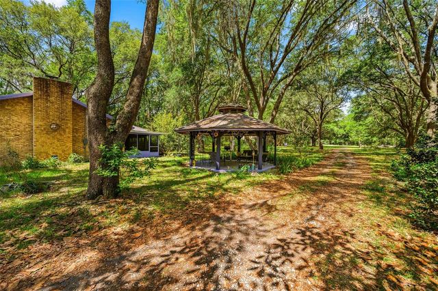 16422 NE 10TH STREET, Gainesville, FL 32609