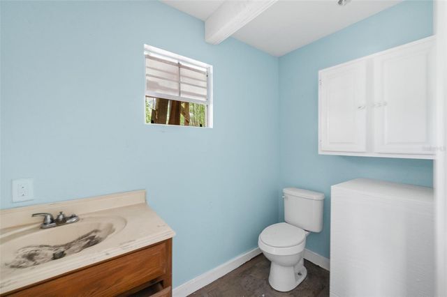 16422 NE 10TH STREET, Gainesville, FL 32609