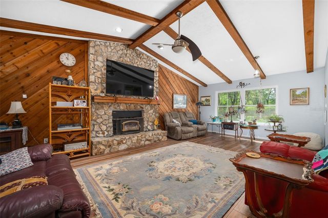 16422 NE 10TH STREET, Gainesville, FL 32609