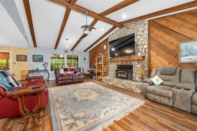 16422 NE 10TH STREET, Gainesville, FL 32609
