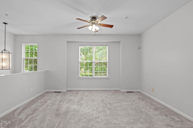 102 Cabernet Drive, Chapel Hill, NC 27516