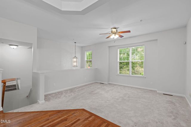 102 Cabernet Drive, Chapel Hill, NC 27516