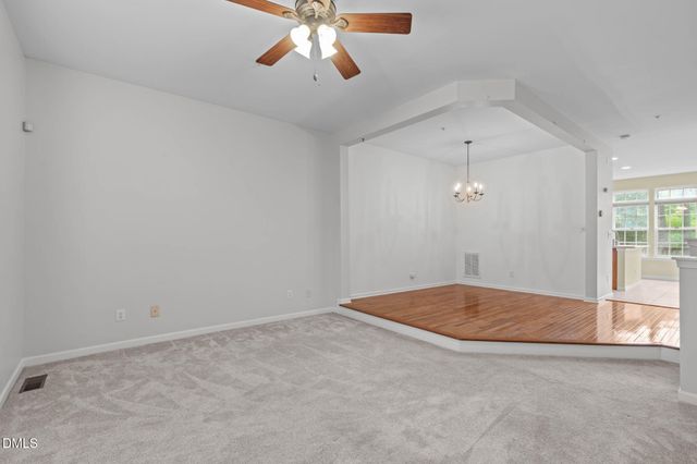 102 Cabernet Drive, Chapel Hill, NC 27516