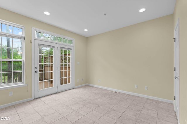 102 Cabernet Drive, Chapel Hill, NC 27516