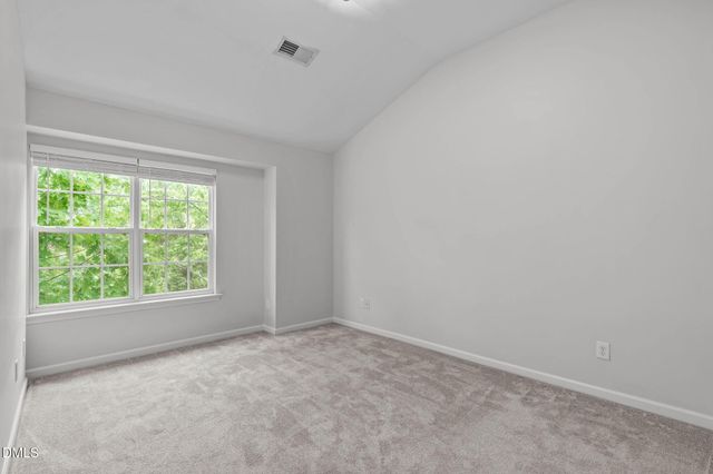102 Cabernet Drive, Chapel Hill, NC 27516