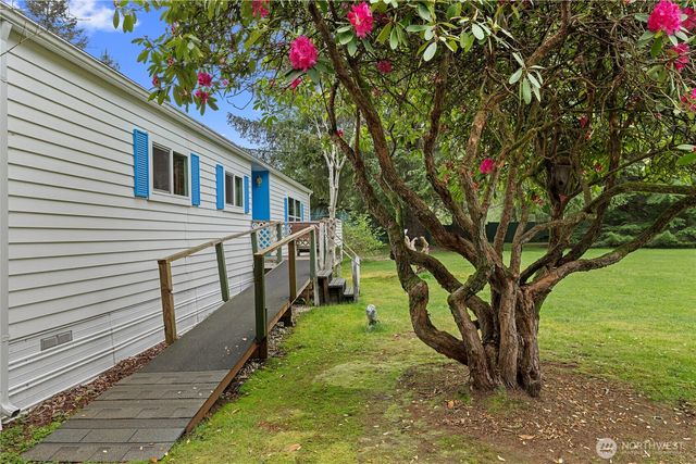 12502 99th Avenue NE, Arlington, WA 98223