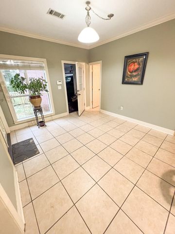 23 LE GRANDE, Hattiesburg, MS 39402