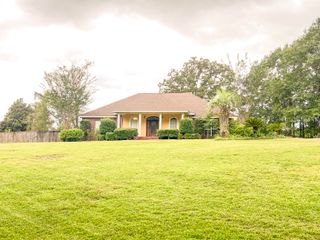 23 LE GRANDE, Hattiesburg, MS 39402