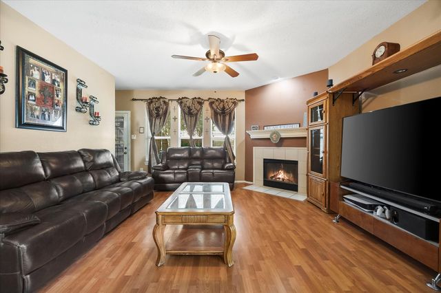 6409 Hawthorne Cove, Rowlett, TX 75089