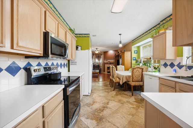 6409 Hawthorne Cove, Rowlett, TX 75089
