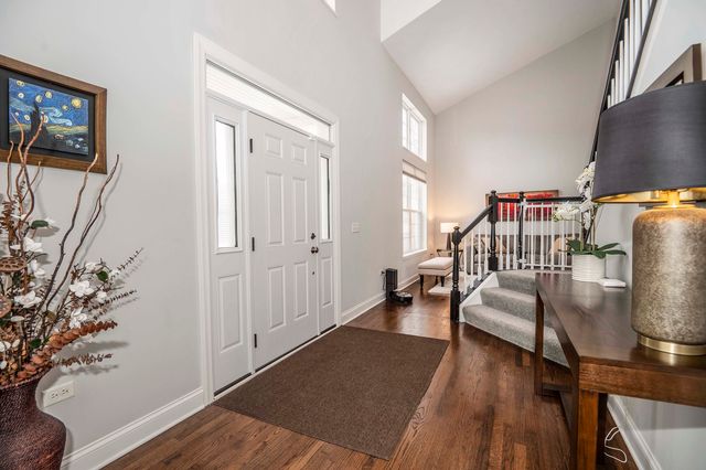 845 Barclay Drive, Bolingbrook, IL 60440