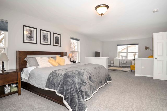 845 Barclay Drive, Bolingbrook, IL 60440