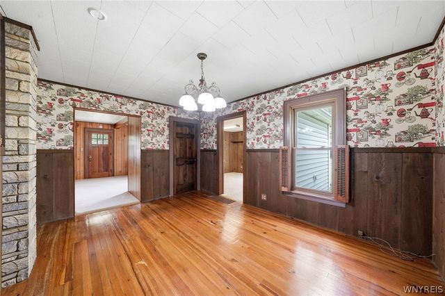 280 Bullis Road, West Seneca, NY 14224