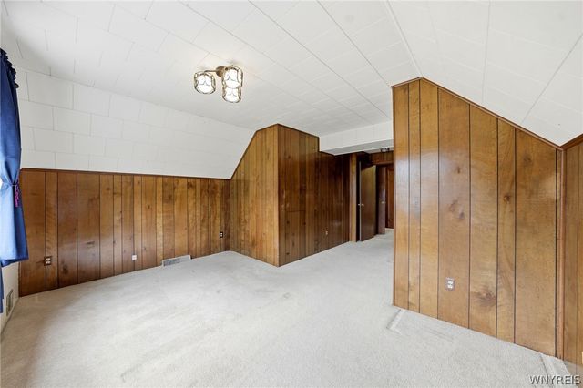 280 Bullis Road, West Seneca, NY 14224