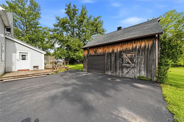 280 Bullis Road, West Seneca, NY 14224