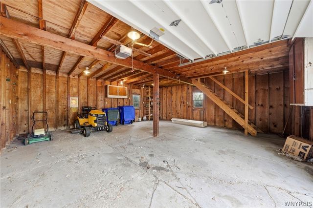 280 Bullis Road, West Seneca, NY 14224