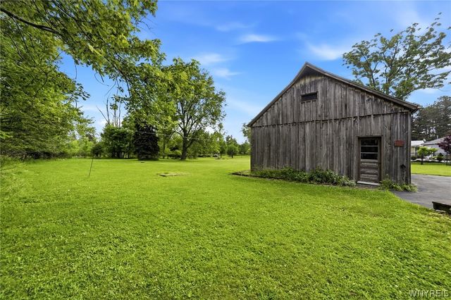 280 Bullis Road, West Seneca, NY 14224