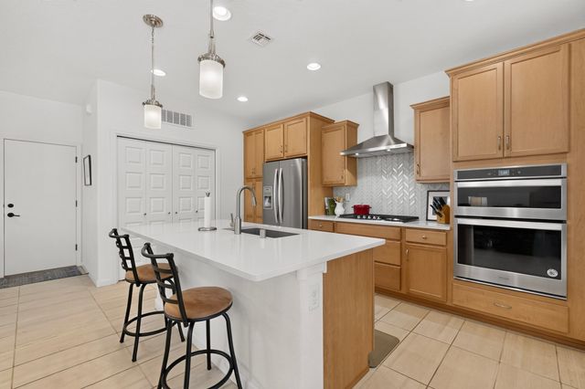 4736 Wheeler Peak, Santa Fe, NM 87507