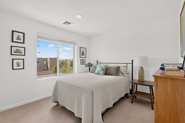 4736 Wheeler Peak, Santa Fe, NM 87507