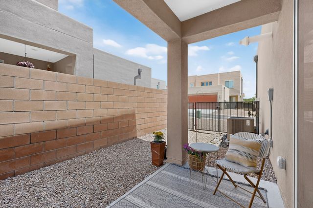 4736 Wheeler Peak, Santa Fe, NM 87507