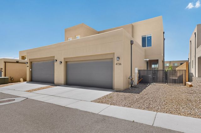 4736 Wheeler Peak, Santa Fe, NM 87507