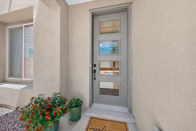 4736 Wheeler Peak, Santa Fe, NM 87507