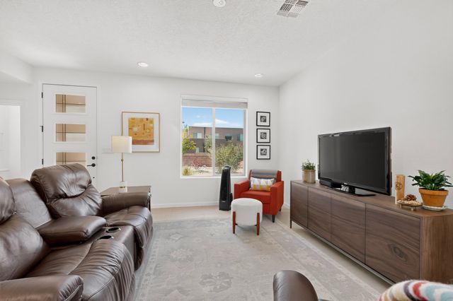 4736 Wheeler Peak, Santa Fe, NM 87507