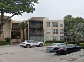 6301 N University Drive 202, Tamarac, FL 33321