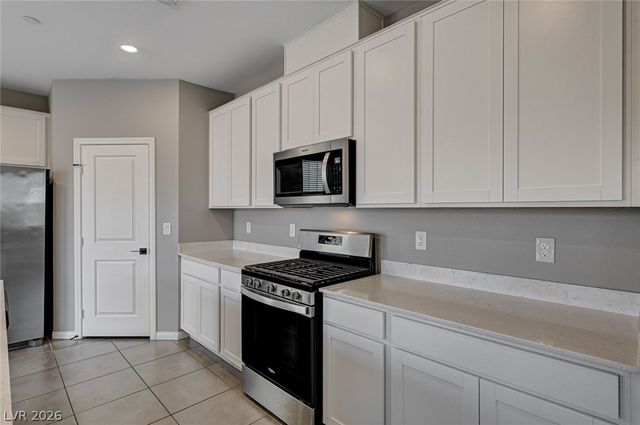 2570 Ofanto Street, Henderson, NV 89044