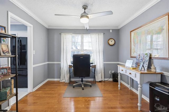 7865 Chesterfield Rd, Pensacola, FL 32506