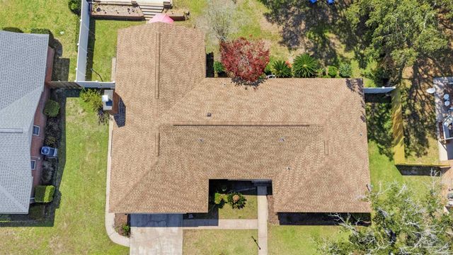 7865 Chesterfield Rd, Pensacola, FL 32506