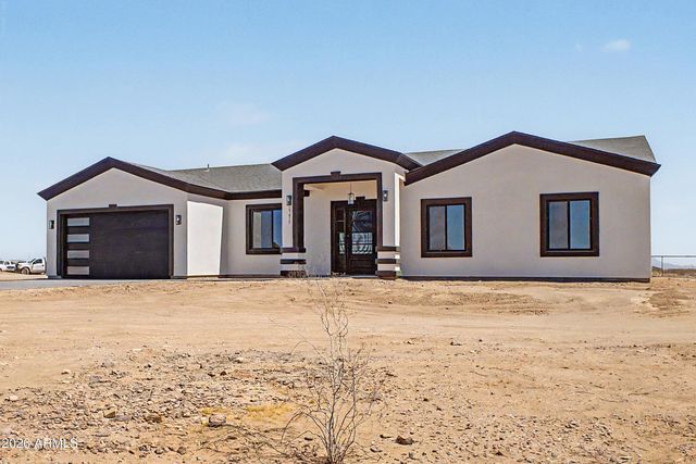 37475 W MISSOURI Avenue, Tonopah, AZ 85354