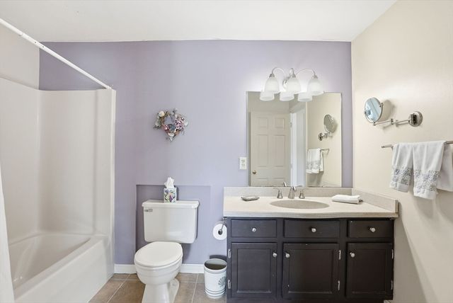 308 Ocean Meadows 308, Fairhaven, MA 02719